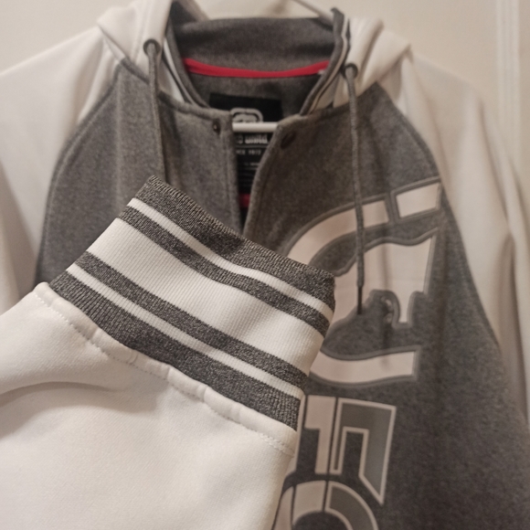 Ecko unisex full bottle donw hoodie. Size large - Picture 7 of 15